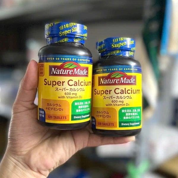 Viên uống Nature Made bổ sung canxi và vitamin D cho cơ thể