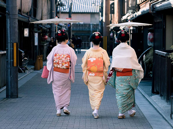 Người Nhật có thói quen đi bộ rất nhiều