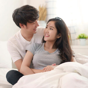 Dao cạo râu giúp các anh chăm chút vẻ ngoài sáng láng, lịch sự